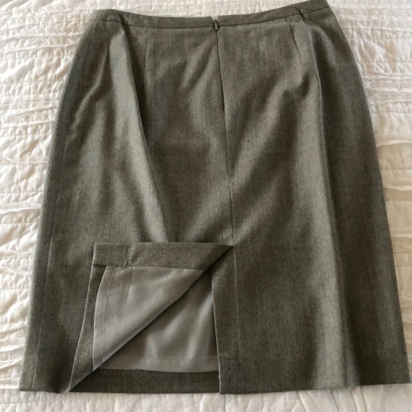 Skirt - Picture 3 of 3